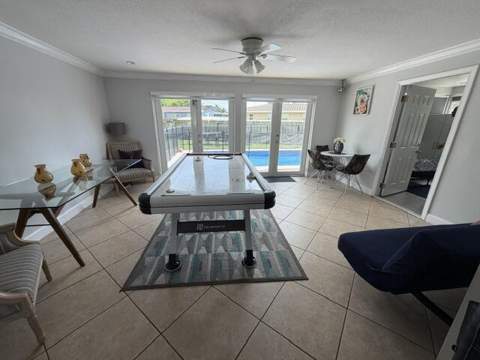 4318 Taylor Street, Hollywood FL - photo 20 of 49