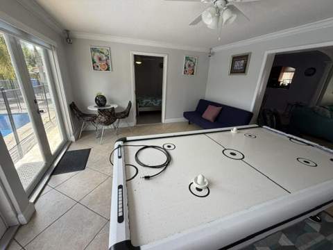4318 Taylor Street, Hollywood FL - photo 21 of 49