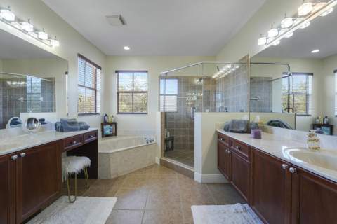 8608 Palisades Lake Drive, West Palm Beach FL - photo 21 of 35
