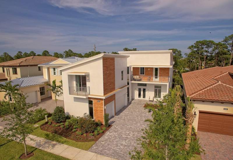 4 bedroom Single Family Residence at 1050 Faulkner Terrace, Alton Neighborhood 1, Palm Beach Gardens — photo 2