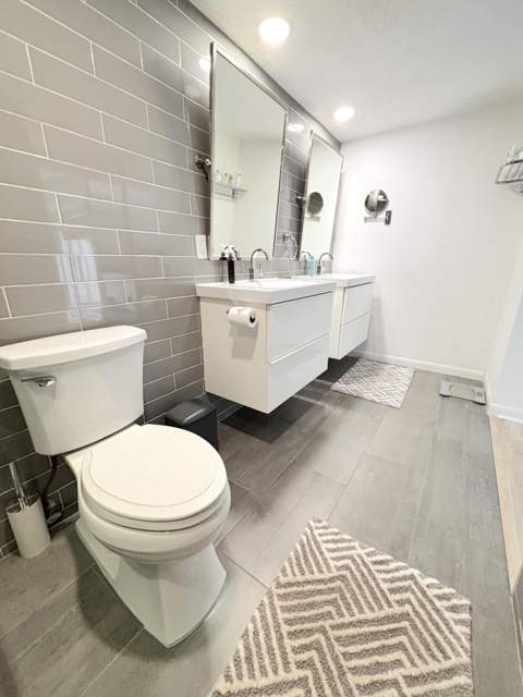 1700 Embassy Drive #403, West Palm Beach FL - photo 13 of 20