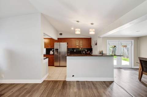 2521 Myrica Road, West Palm Beach FL - photo 11 of 53