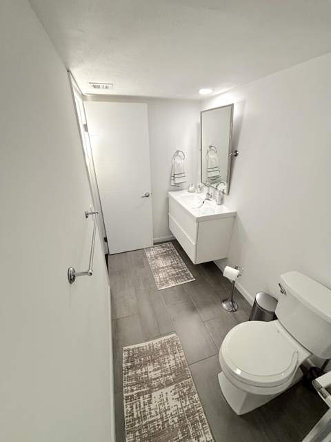 1700 Embassy Drive #403, West Palm Beach FL - photo 17 of 20