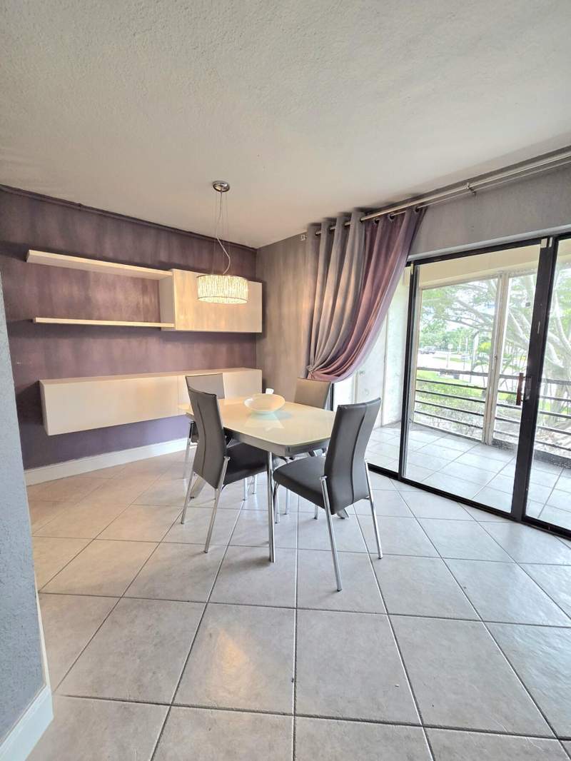 1 bedroom Condominium at 6655 W Broward Boulevard #203, Plantation Club D Condo, Plantation — photo 5