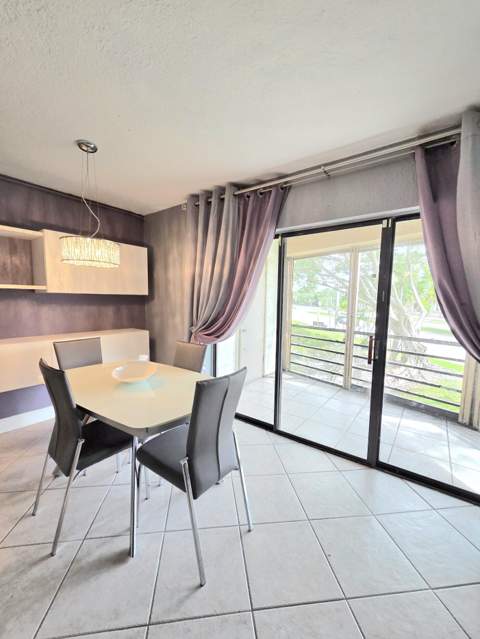 6655 W Broward Boulevard #203, Plantation FL - photo 7 of 37