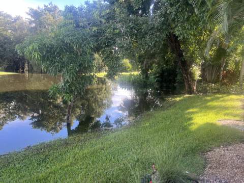 4638 Carlton Golf Drive, Lake Worth FL - photo 10 of 68