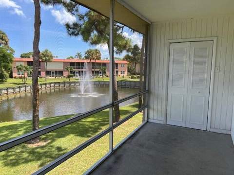 1903 SW Palm City Road #H, Stuart FL - photo 18 of 31