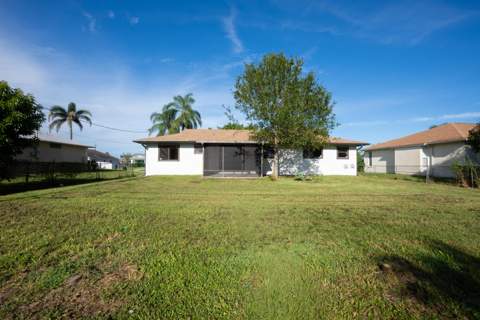 661 SW Cynthia Street, Port St. Lucie FL - photo 24 of 31