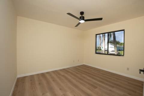 661 SW Cynthia Street, Port St. Lucie FL - photo 18 of 31