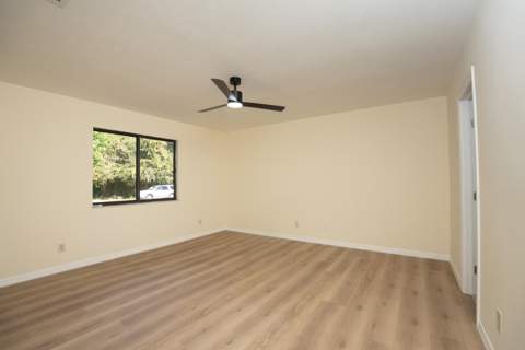 661 SW Cynthia Street, Port St. Lucie FL - photo 14 of 31