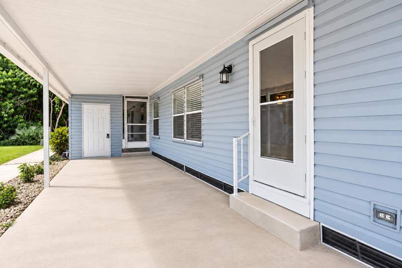0 bedroom Manufactured Home at 3225 Columbrina Circle, Savanna Club Plat II, Port St. Lucie — photo 3
