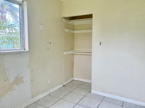 1513 NE 27th Court, Pompano Beach FL - photo 13 of 32