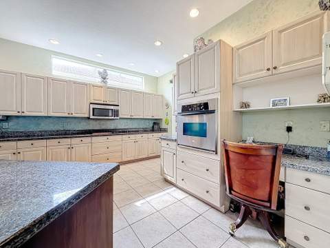 11454 SW Fieldstone Way, Port St. Lucie FL - photo 16 of 51