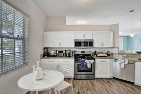 106 Hamilton Terrace, Royal Palm Beach FL - photo 19 of 37