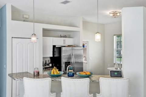 106 Hamilton Terrace, Royal Palm Beach FL - photo 17 of 37