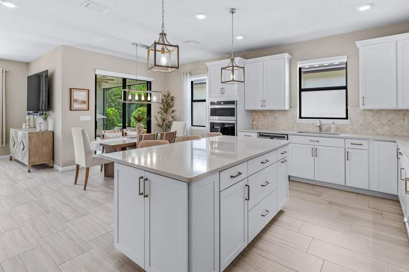 4 bedroom Single Family Residence at 532 SE Villandry Way, Veranda Gardens, Port St. Lucie — photo 4