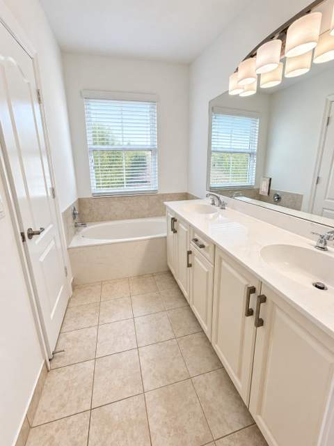 5984 Monterra Club Drive, Lake Worth FL - photo 8 of 25