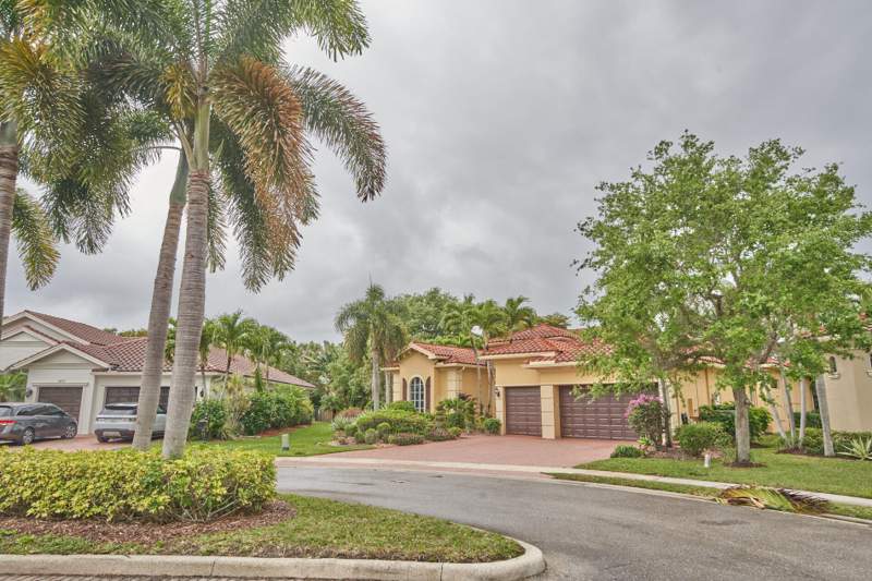 3 bedroom Single Family Residence at 3405 Lago De Talavera, Talavera, Lake Worth — photo 2