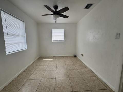2304 NW 15th Court, Fort Lauderdale FL - photo 12 of 35