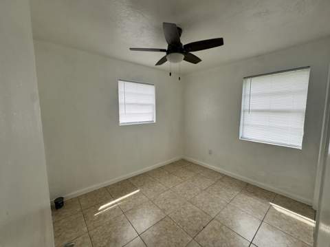 2304 NW 15th Court, Fort Lauderdale FL - photo 14 of 35