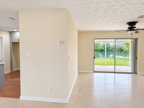 531 SW 11th Avenue, Hallandale Beach FL - photo 11 of 51