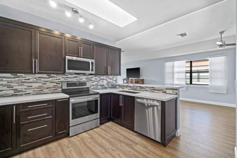 8682 Vía Reale, Boca Raton FL - photo 9 of 30