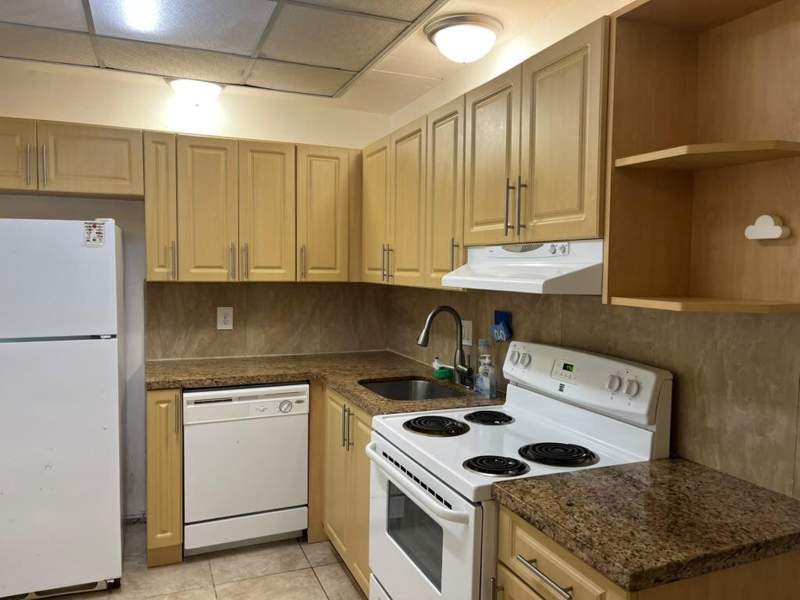 2 bedroom Condominium at 480 NW 20th Street #2120, Casa Del Rio Condo, Boca Raton — photo 5