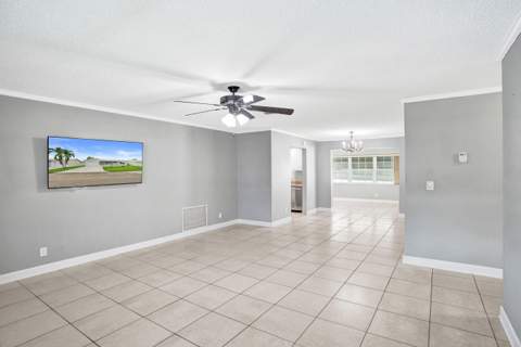 1013 SW 15th Street, Boynton Beach FL - photo 7 of 49