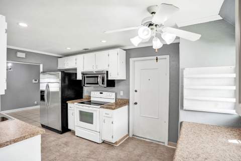 1013 SW 15th Street, Boynton Beach FL - photo 13 of 49