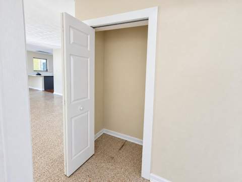 531 SW 11th Avenue, Hallandale Beach FL - photo 18 of 51