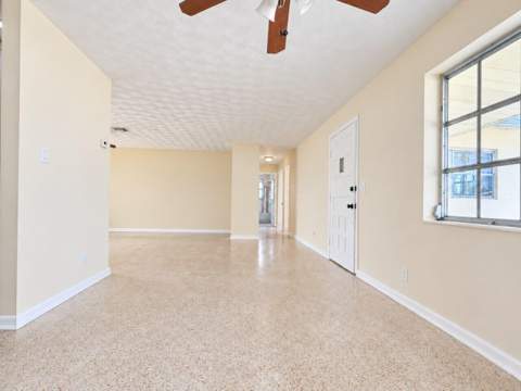531 SW 11th Avenue, Hallandale Beach FL - photo 17 of 51