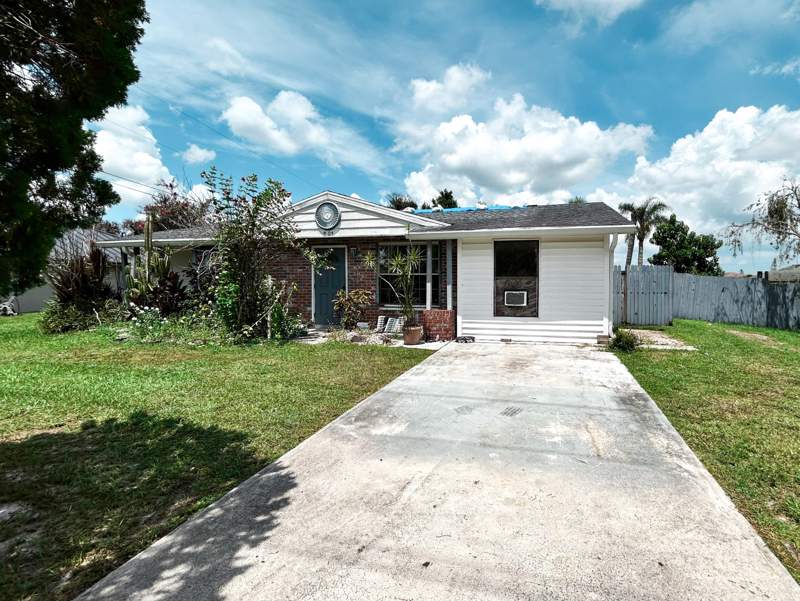 3 bedroom Single Family Residence at 201 NW Floresta Drive, Port St Lucie Section 25, Port St. Lucie — photo 2