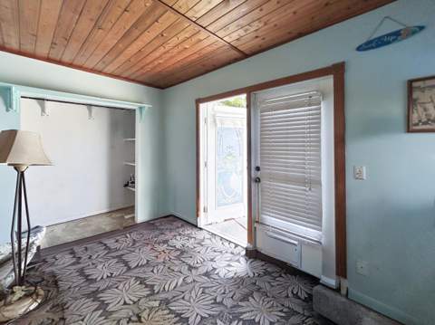 201 NW Floresta Drive, Port St. Lucie FL - photo 13 of 30