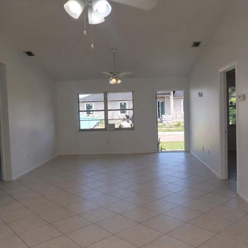 3 bedroom Single Family Residence at 9052 Melody Road, Tropical Country Estates, Lake Worth — photo 2