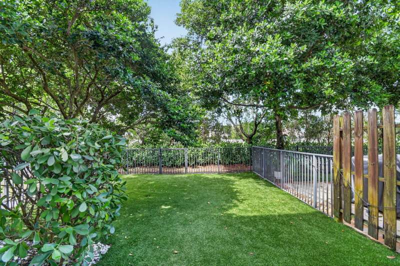 3 bedroom Townhouse at 12992 Anthorne Lane, Flavor Pict Townhomes Pud, Boynton Beach — photo 5