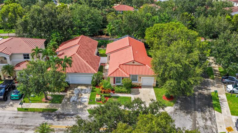 3 bedroom Single Family Residence at 15298 SW 49th Street, Regency, Davie — photo 3