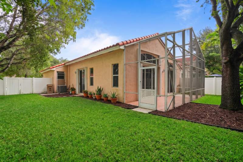 3 bedroom Single Family Residence at 15298 SW 49th Street, Regency, Davie — photo 4