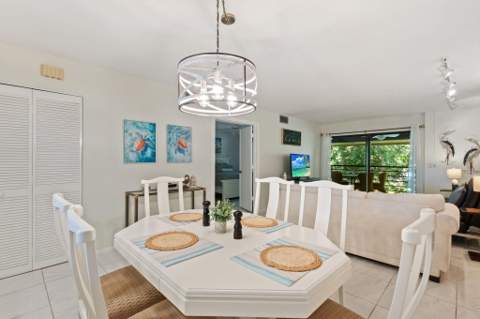5380 Cedar Lake Drive #304, Boynton Beach FL - photo 11 of 32