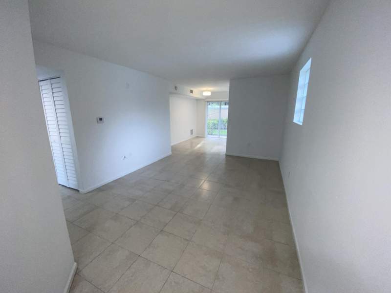 3 bedroom Condominium at 3740 N Jog Road #106, Campbell Property Management, West Palm Beach — photo 5