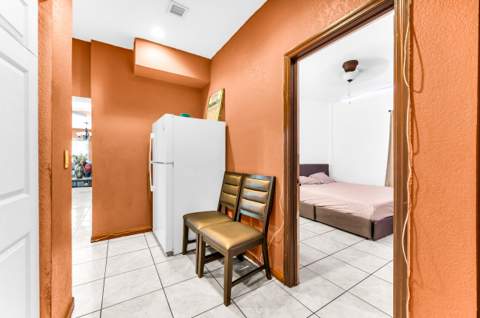 146 SE 5th Avenue, Boynton Beach FL - photo 11 of 26