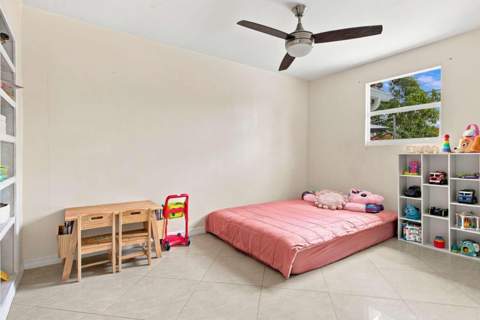 7640 Sunset Strip, Sunrise FL - photo 11 of 33