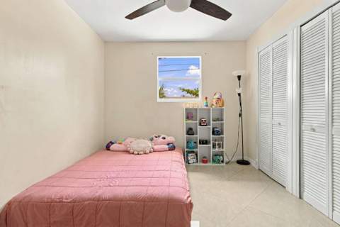 7640 Sunset Strip, Sunrise FL - photo 23 of 33