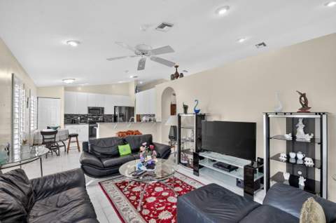6649 Sun River Road, Boynton Beach FL - photo 21 of 86