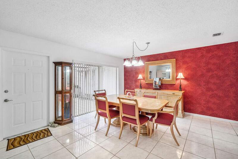 2 bedroom Condominium at 10116 S 44th Avenue #328, Limetree Condo, Boynton Beach — photo 4