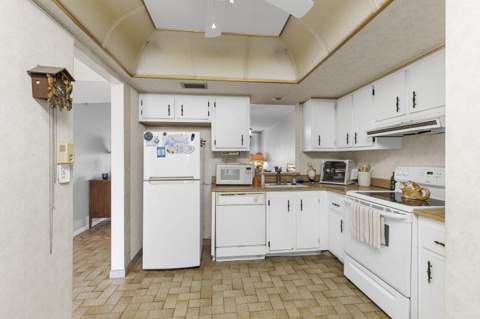 7624 NW 18th Street #407, Margate FL - photo 23 of 58