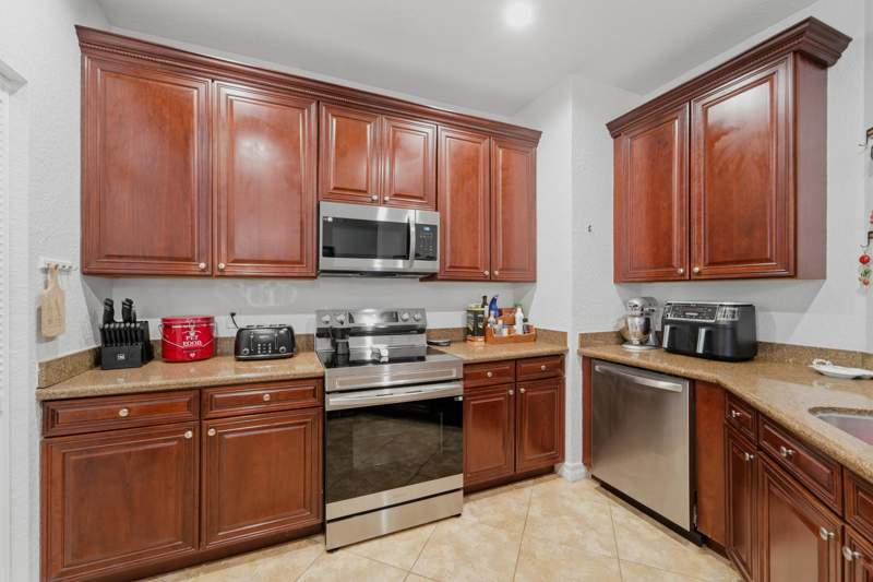 3 bedroom Townhouse at 297 E Bay Cedar Circle, Botanica, Jupiter — photo 5