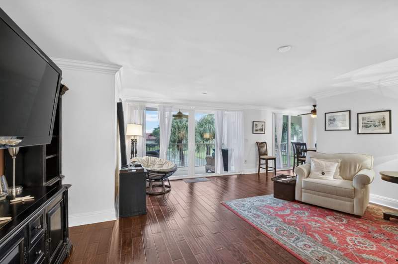 2 bedroom Condominium at 102 Half Moon Circle #F2, Half Moon Bay, Hypoluxo — photo 4