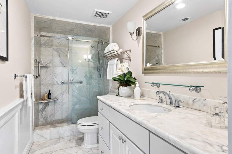2 bedroom Condominium at 250 Bradley Place #504, Lake Towers Condo, Palm Beach — photo 5