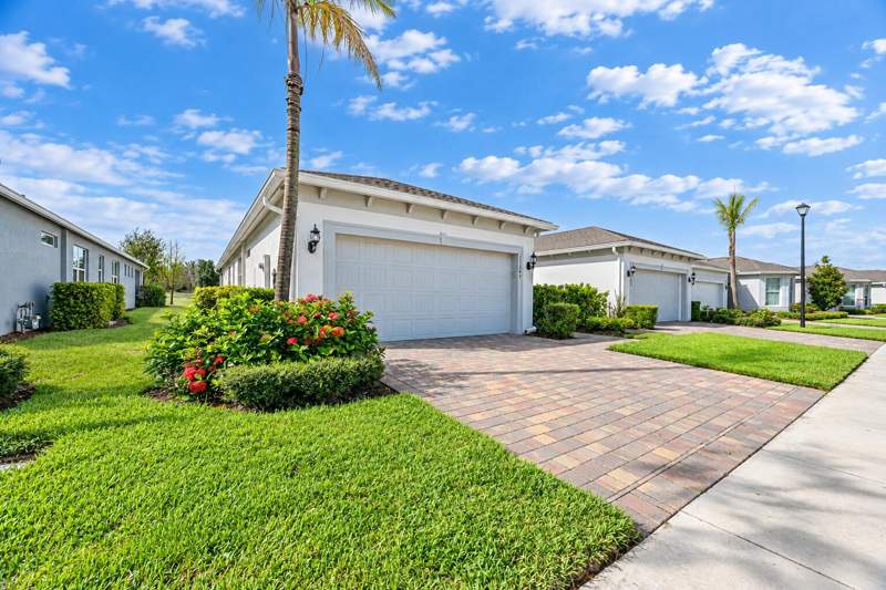 2 bedroom Villa at 13249 SW Vermillion Circle, Del Webb At Tradition Plat No. 4, Port St. Lucie — photo 3