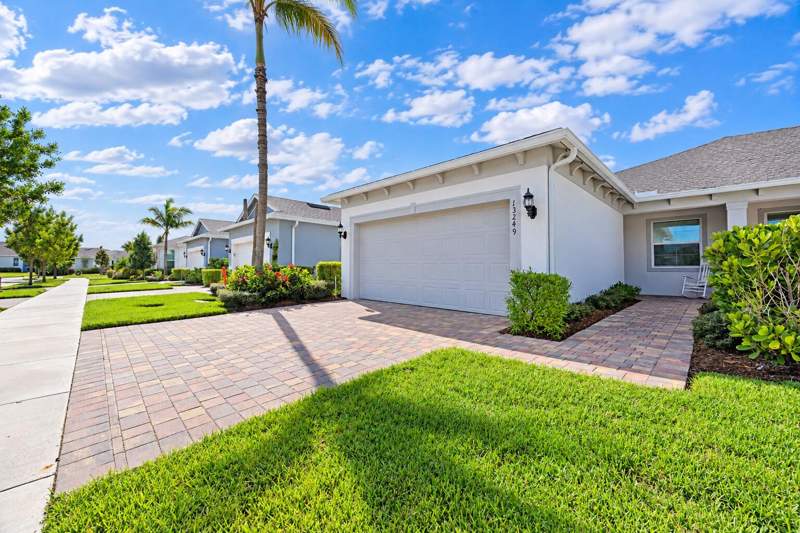 2 bedroom Villa at 13249 SW Vermillion Circle, Del Webb At Tradition Plat No. 4, Port St. Lucie — photo 2